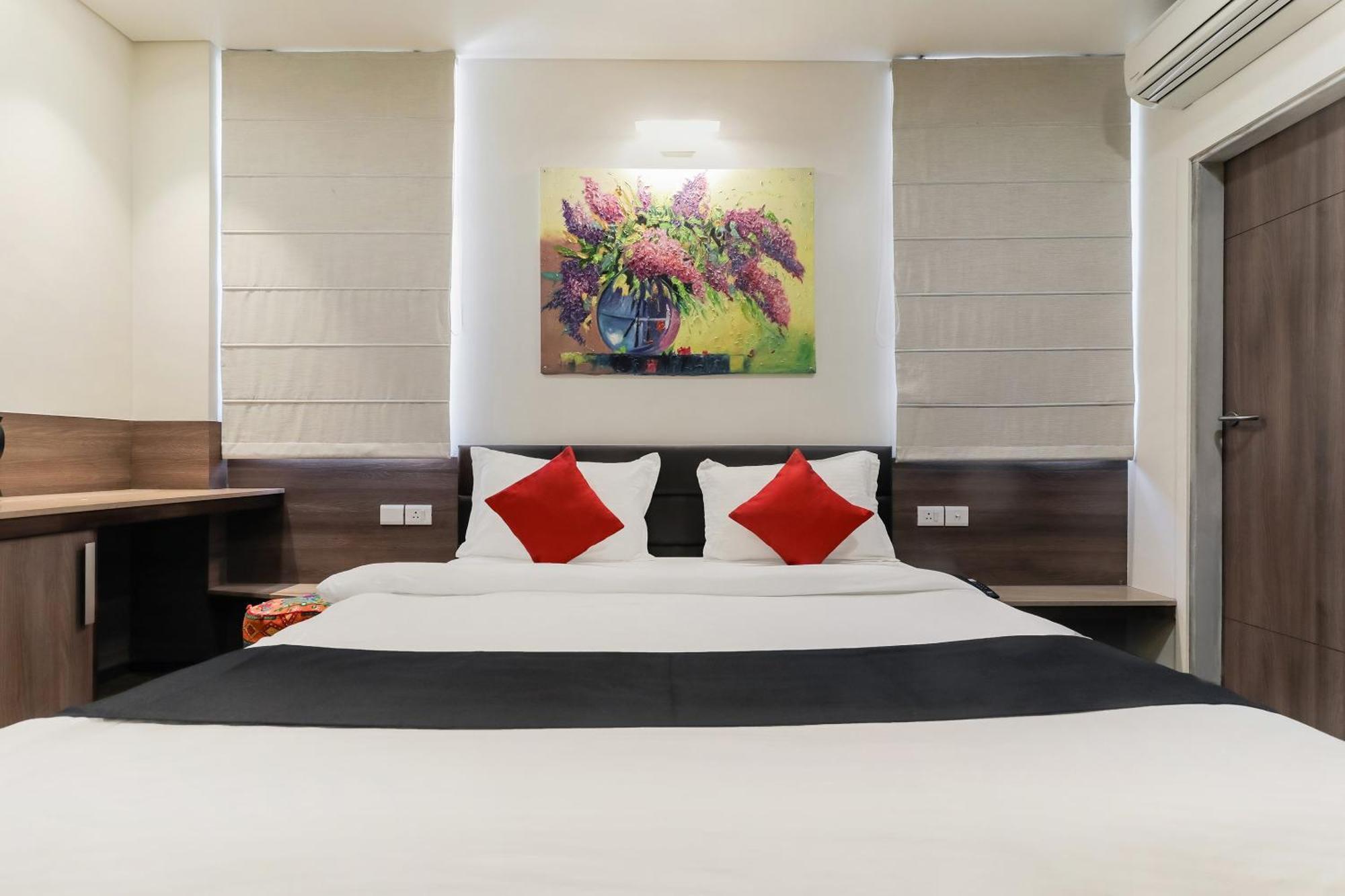 Fleur Hotel Джапур Экстерьер фото