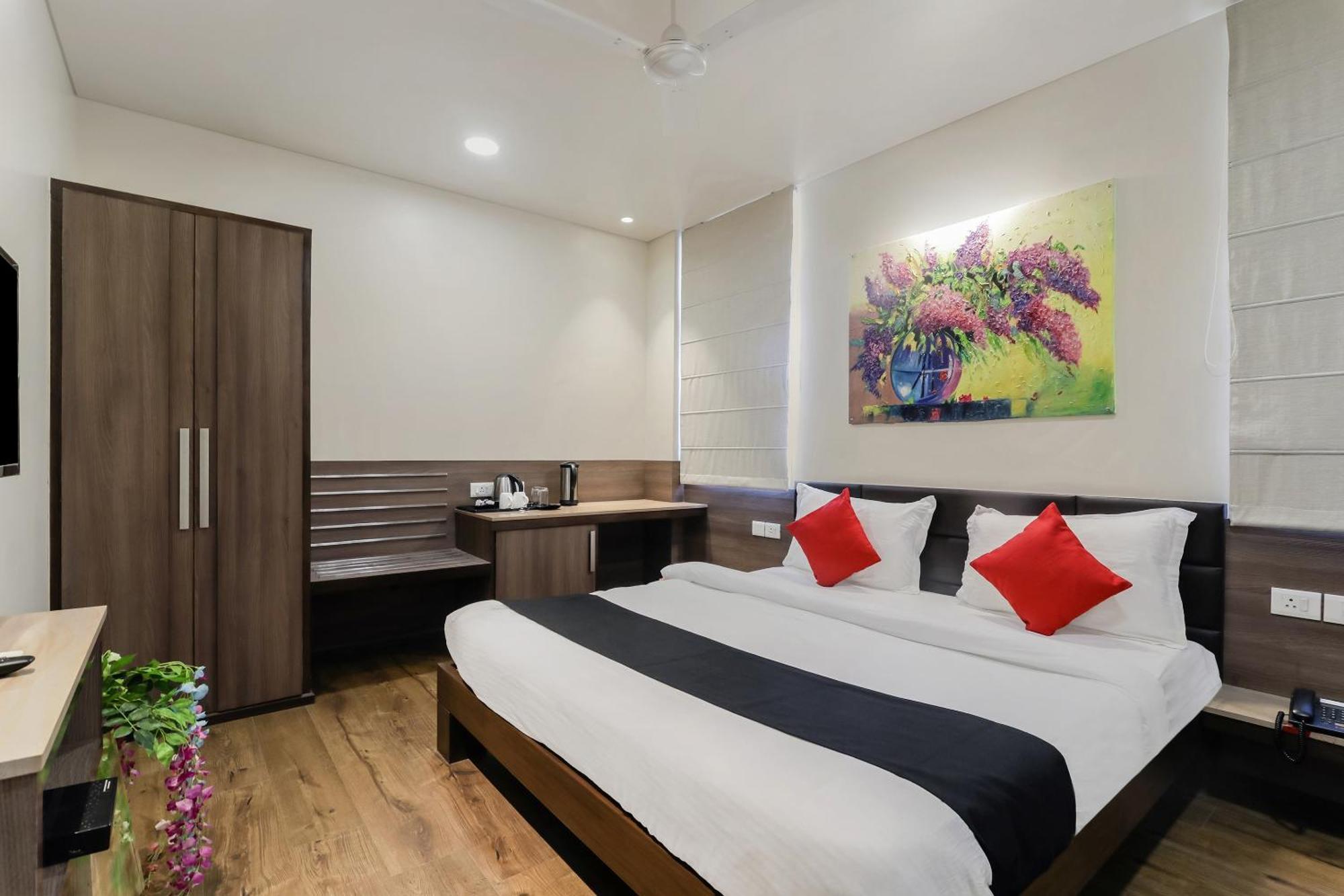 Fleur Hotel Джапур Экстерьер фото