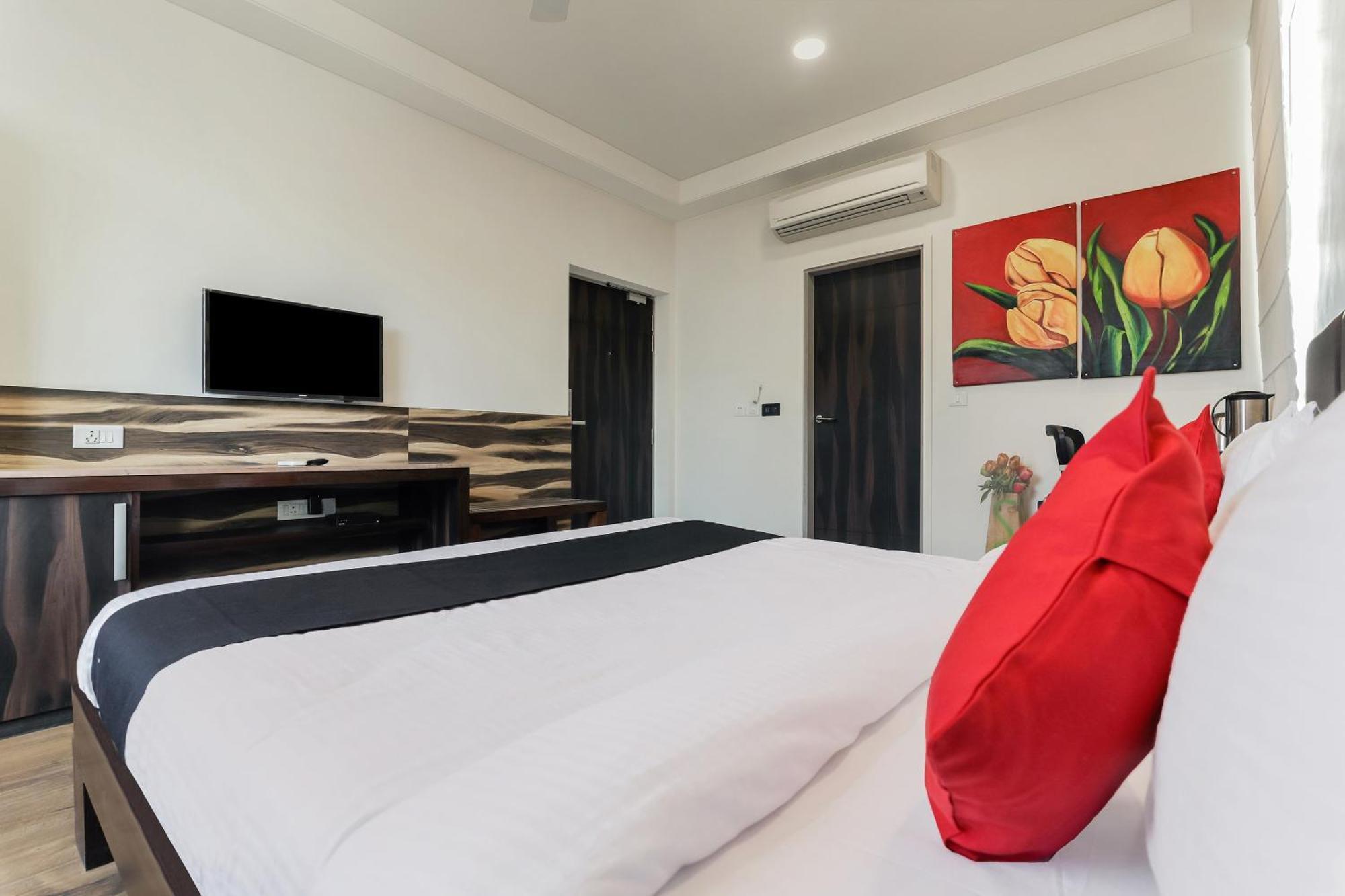 Fleur Hotel Джапур Экстерьер фото