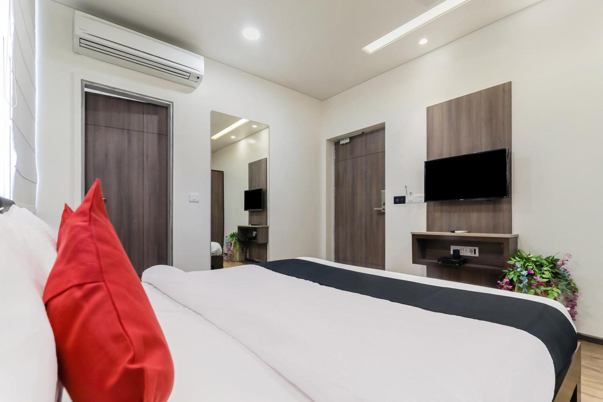 Fleur Hotel Джапур Экстерьер фото
